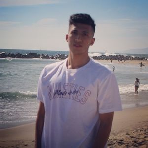 Meet your Posher, Omar